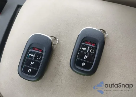 2025 Honda Civic Hybrid Sport/Sport Touring from USA, damaged, VIN 2HGFE4F87SH329326